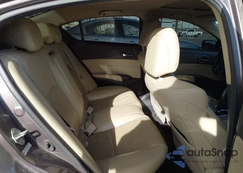 2014 Acura Ilx 2.0L z USA, uszkodzony, nr VIN 19VDE1F72EE013336